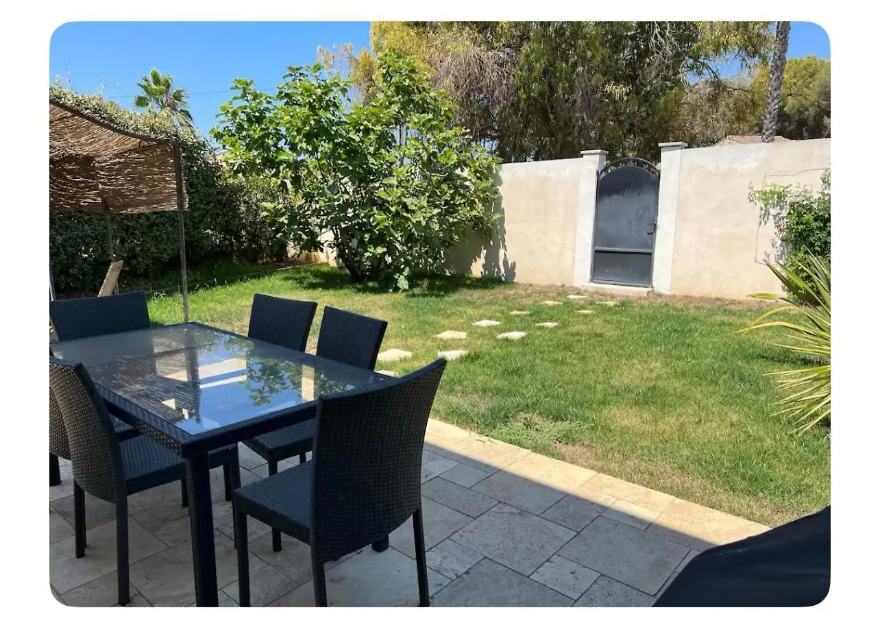 Petit Havre Du Brusc De 80 M2 Villa Six-Fours-les-Plages 0*,  France
